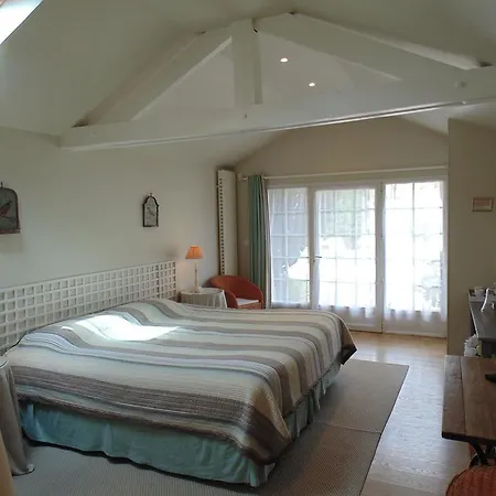 Clos Saint Nicolas 4*