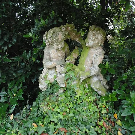 Clos Saint Nicolas Neauphle-le-Château