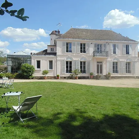 Clos Saint Nicolas 4*